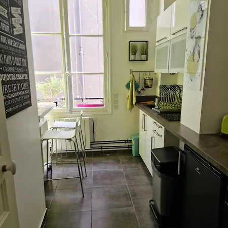 We Loft Bed & Breakfast 2*